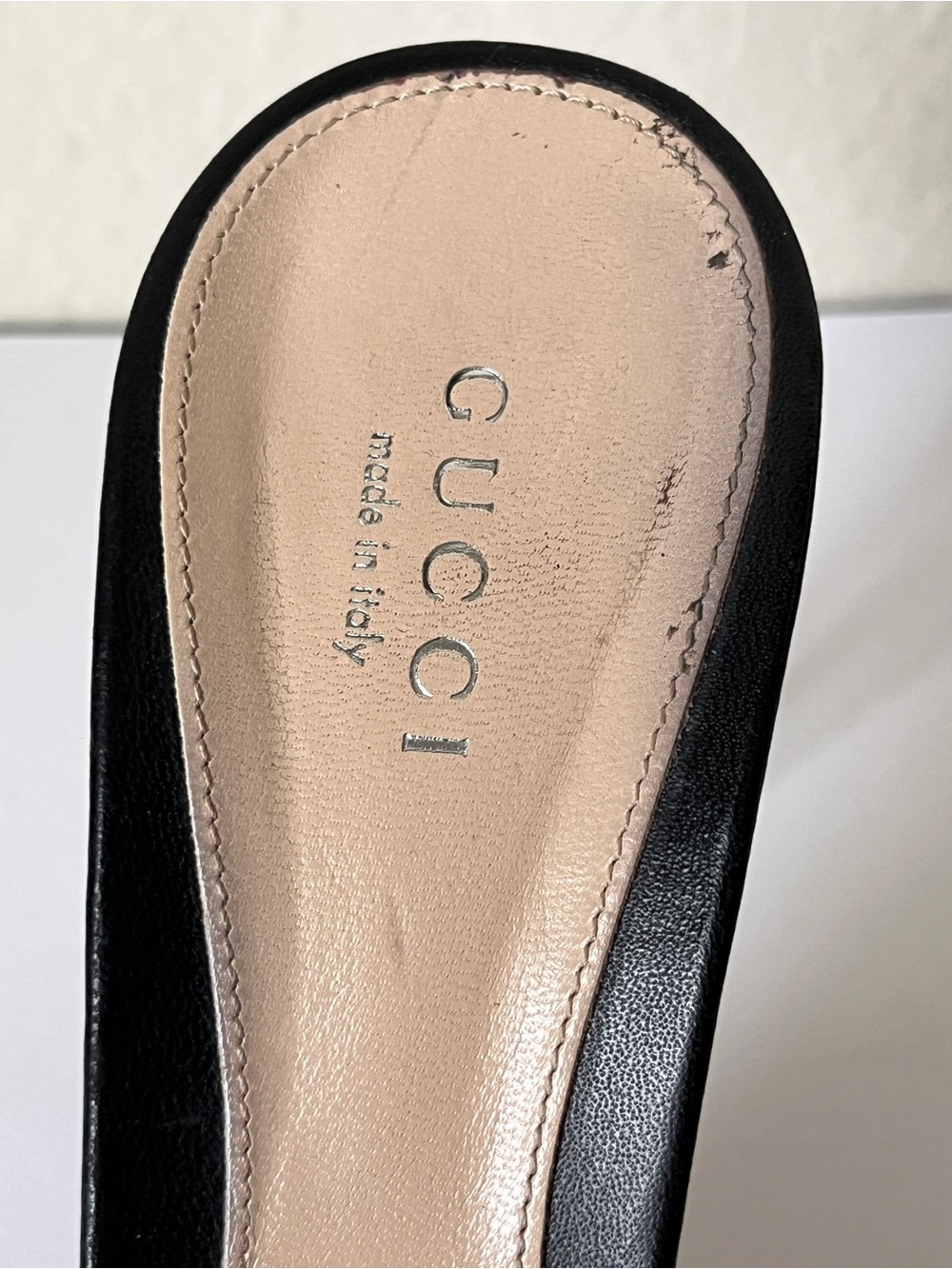 Gucci Black Leather Peep-Toe Heels with Silver Horsebit - Picture 2 of 11